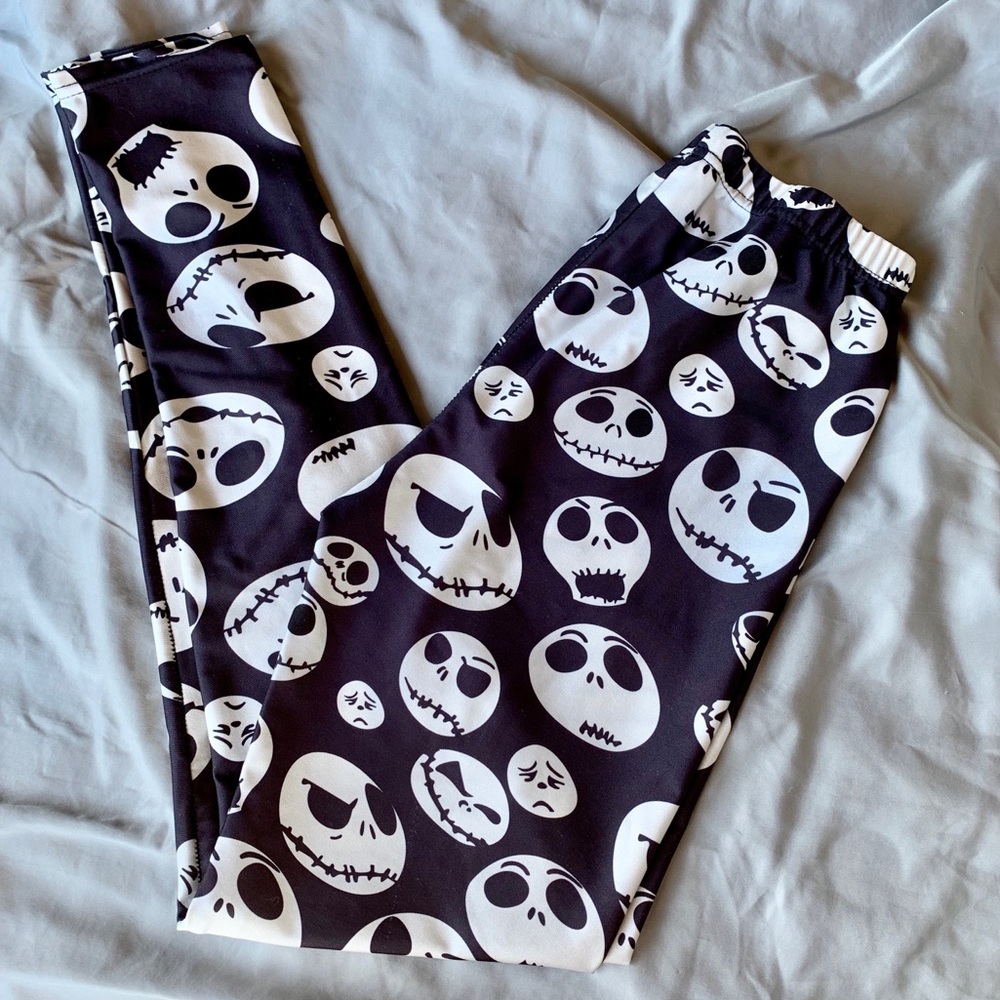 SOLD Lotus Leggings jack skellington size L
